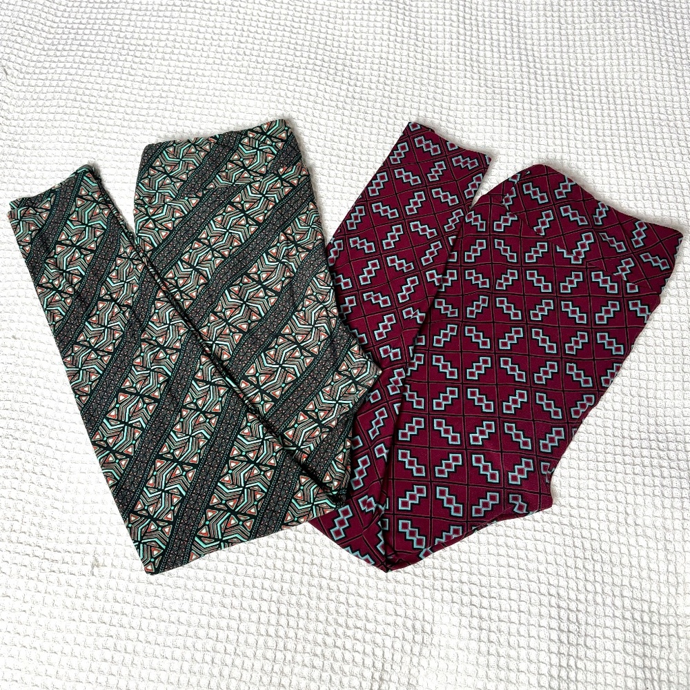 Set of 2 LuLaRoe leggings - Tall and Curvy (12-18)